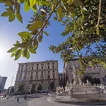 Affittacamere Royal H Umberto I, Centro, By Clapa Group