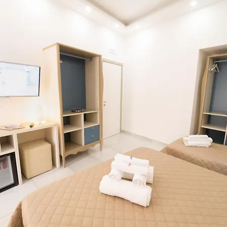 Royal H Umberto I, Centro, By Clapa Group 2*