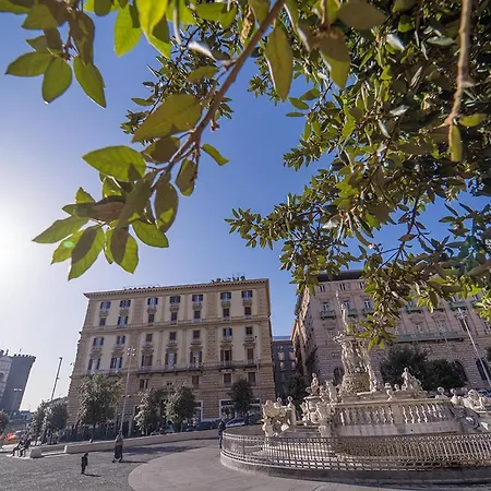 Vendégház Royal H Umberto I, Centro, By Clapa Group